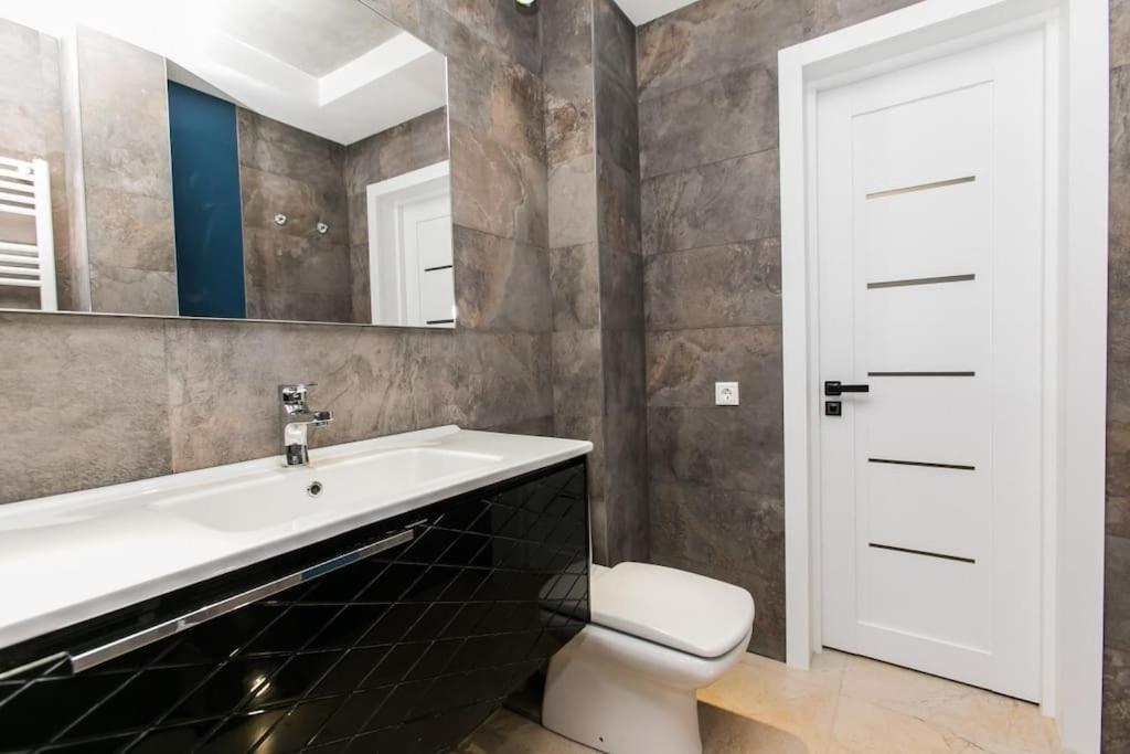 Apartament Lev Tolstoi Studio Kiszyniów Zewnętrze zdjęcie